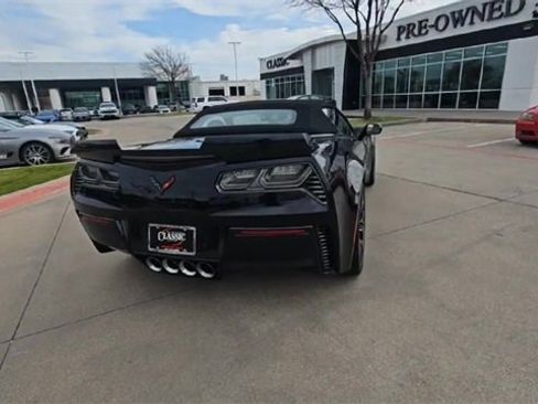Used 2015 Chevrolet Corvette Z06 w/ 3LZ Preferred Equipment Group image 8