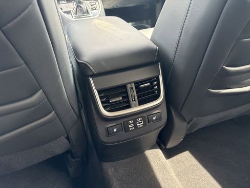 Certified 2025 Subaru Outback Touring AWD/4WD image 25