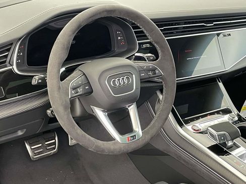 New 2026 Audi RS Q8 performance image 4