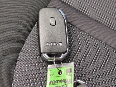 Used 2023 Kia K5 LXS image 26