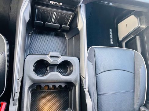 Used 2025 RAM 2500 Laramie image 30