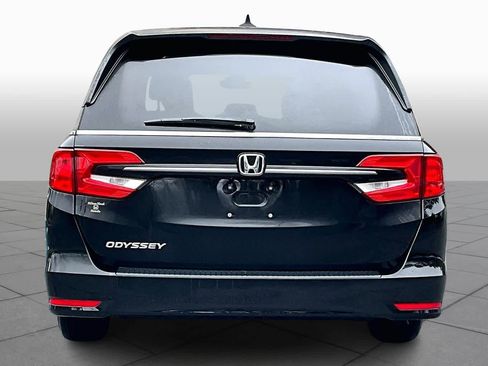 Certified 2024 Honda Odyssey EX-L image 4