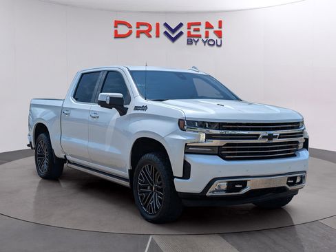 Used 2022 Chevrolet Silverado 1500 High Country w/ Safety Package II AWD/4WD image 7