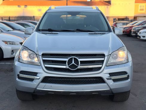 Used 2012 Mercedes-Benz GL 450 4MATIC image 3