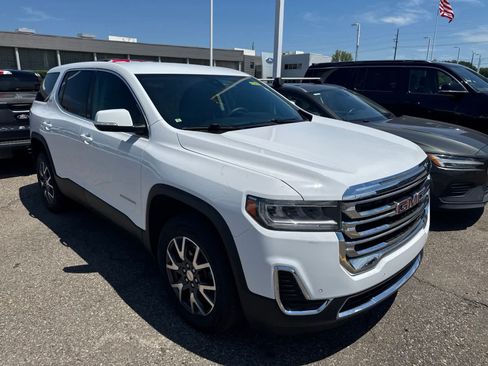 Used 2021 GMC Acadia SLE w/ LPO, Floor Liner Package AWD/4WD image 6