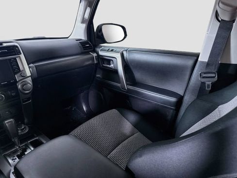 Certified 2024 Toyota 4Runner SR5 AWD/4WD image 24