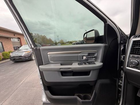 Used 2018 RAM 2500 Big Horn AWD/4WD image 21