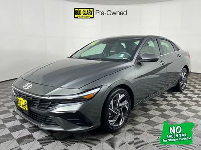 Used 2025 Hyundai Elantra SEL