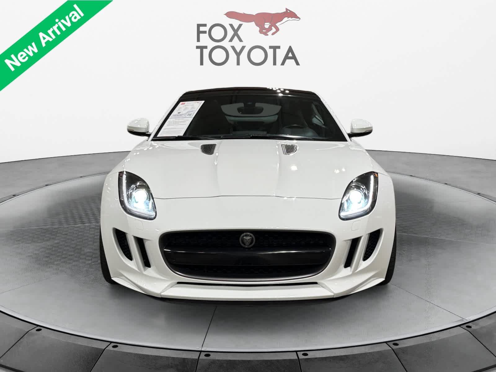 Used 2016 Jaguar F-TYPE Coupe RWD image 9