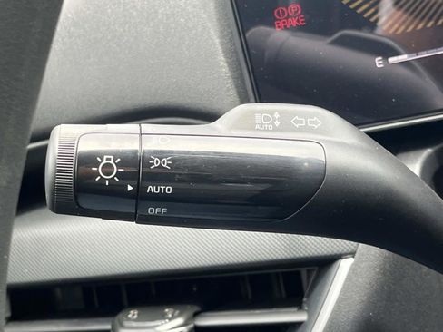 New 2026 Kia K4 LXS FWD image 28