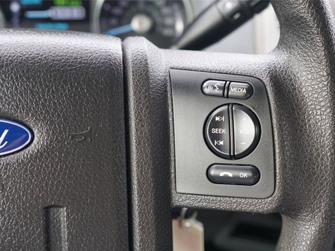 Used 2016 Ford F250 XLT w/ XLT Value Package AWD/4WD image 15