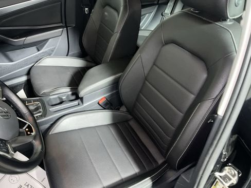 Used 2024 Volkswagen Jetta SE image 15