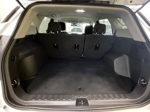 Used 2018 GMC Terrain SLE FWD image 15