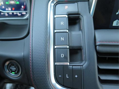 Used 2023 Chevrolet Tahoe RST w/ RST Performance Edition AWD/4WD image 15