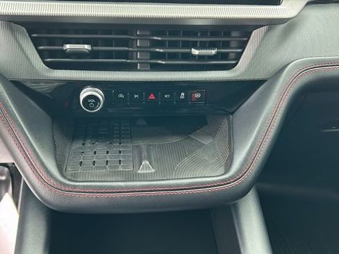 Certified 2025 Ford Explorer ST image 23