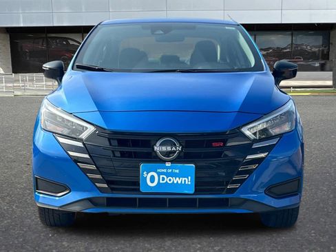Used 2024 Nissan Versa SR image 11
