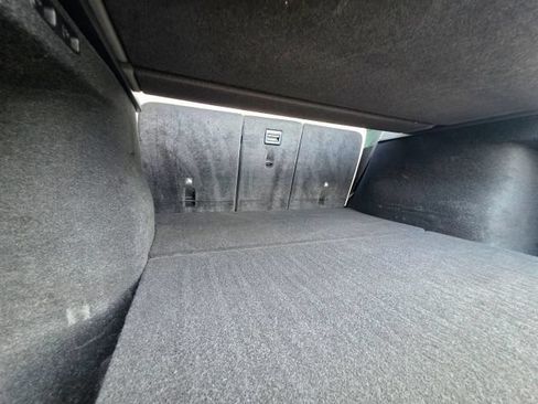 Used 2023 Tesla Model Y Long Range AWD/4WD image 51