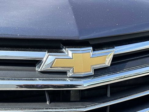 Used 2018 Chevrolet Equinox Premier image 10