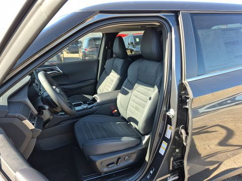 New 2026 Mitsubishi Outlander SE AWD/4WD image 56