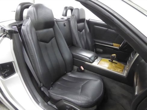 Used 2004 Cadillac XLR RWD image 30