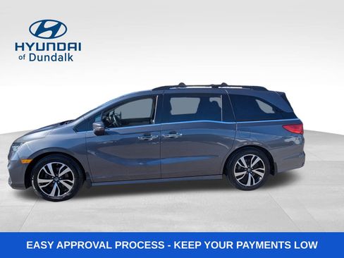 Used 2018 Honda Odyssey Elite image 2