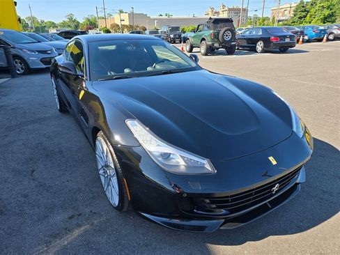 Used 2017 Ferrari GTC4Lusso AWD/4WD image 8