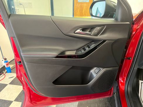 Used 2026 Chevrolet Equinox RS w/ LPO, Floor Liner Package AWD/4WD image 34