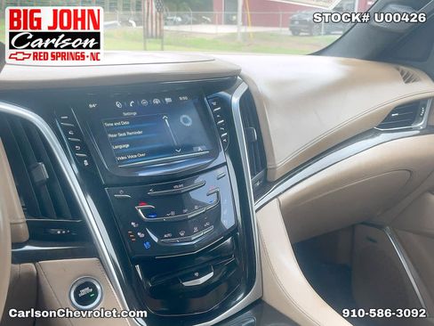 Used 2019 Cadillac Escalade ESV Platinum AWD/4WD image 20