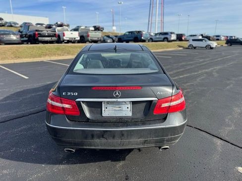 Used 2013 Mercedes-Benz E 350 4MATIC Coupe image 4