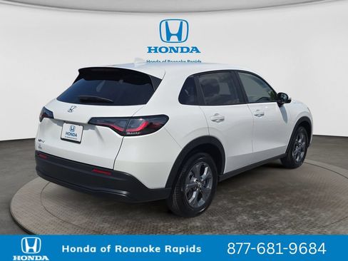 New 2027 Honda HR-V LX image 5