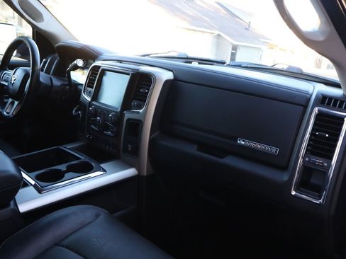 Used 2014 RAM 2500 Laramie w/ Protection Group image 18