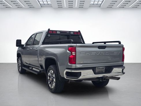 Used 2024 Chevrolet Silverado 2500 LT AWD/4WD image 5