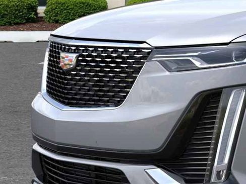 Certified 2023 Cadillac XT6 Premium Luxury w/ Technology Package image 13