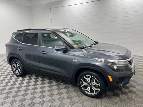 Used 2021 Kia Seltos EX AWD/4WD image 4