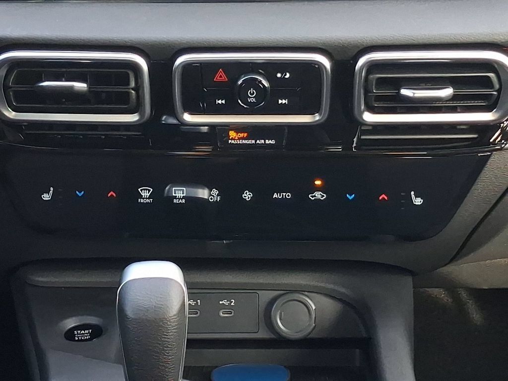 New 2027 Nissan Sentra SR FWD image 5