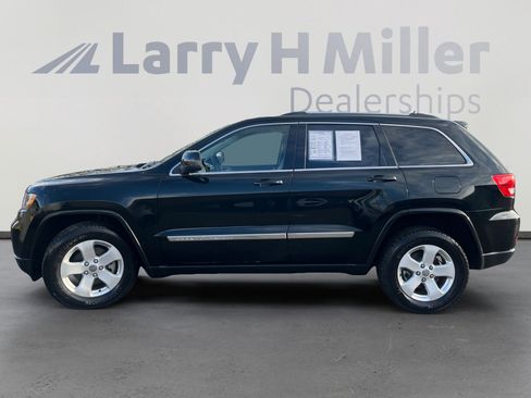 Used 2012 Jeep Grand Cherokee Laredo image 2