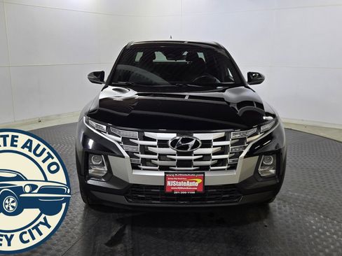 Used 2022 Hyundai Santa Cruz SEL image 2