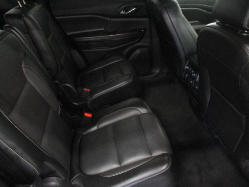 Used 2019 GMC Acadia SLT AWD/4WD image 13