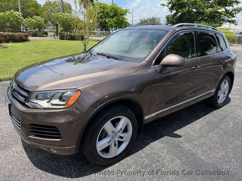 Used 2012 Volkswagen Touareg VR6 AWD/4WD image 1