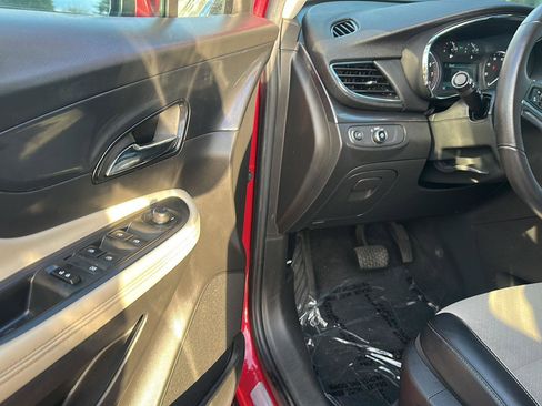 Used 2018 Buick Encore Preferred image 18