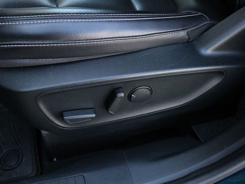 Used 2020 Ford Escape SEL image 3