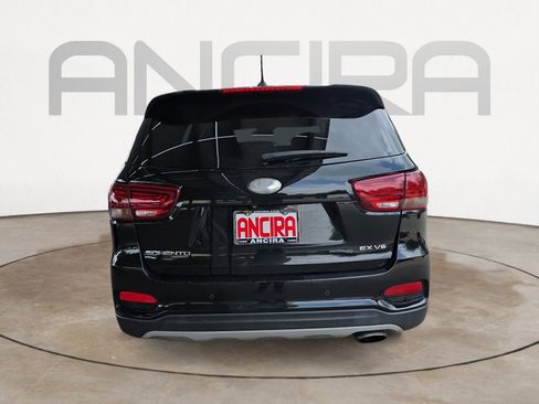 Used 2020 Kia Sorento EX FWD image 7
