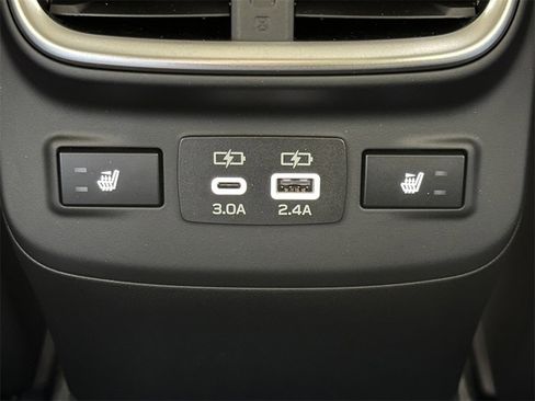 Used 2023 Subaru Outback Touring XT image 22