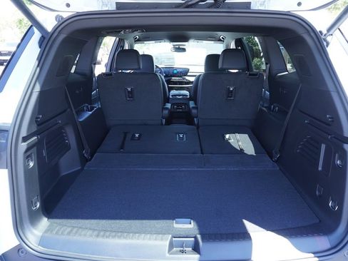 New 2026 Buick Enclave Preferred w/ Super Cruise Package FWD image 8