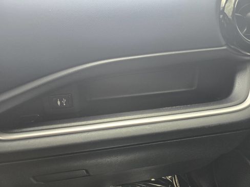 Used 2016 Toyota Prius C Two image 33