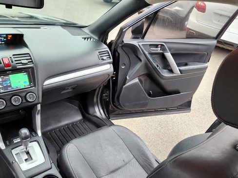 Used 2014 Subaru Forester 2.5i Limited image 35