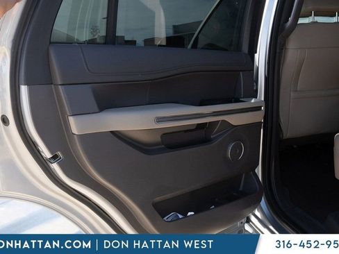 Used 2021 Ford Expedition XLT image 20