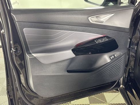 Certified 2023 Volkswagen ID.4 Pro S AWD/4WD image 10