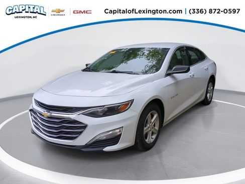 Used 2023 Chevrolet Malibu LS FWD image 1