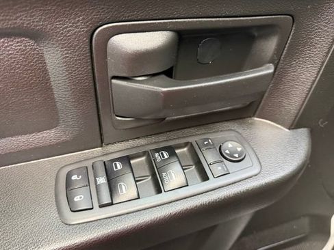 Used 2019 RAM 1500 Express w/ Wheel & Sound Group AWD/4WD image 12
